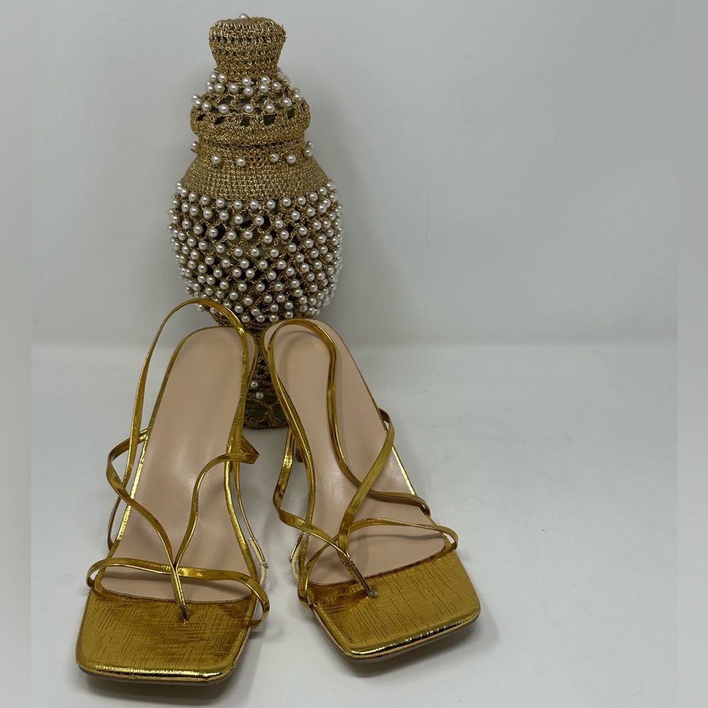 Elegant Gold Strappy Women's Heels- New!